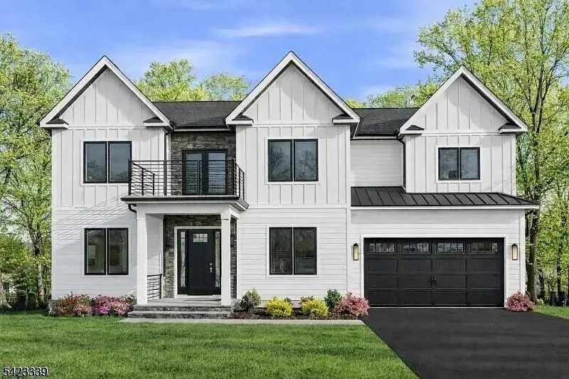 11 Elmwood CT Livingston NJ