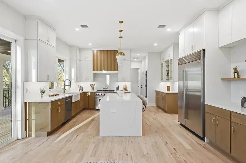 11 Elmwood CT Livingston NJ