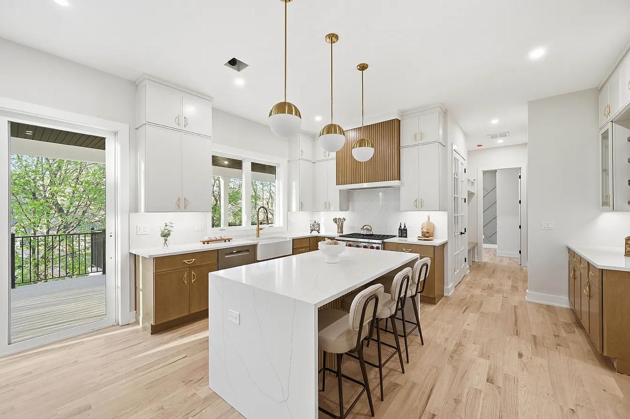 11 Elmwood CT Livingston NJ kitchen photo 10